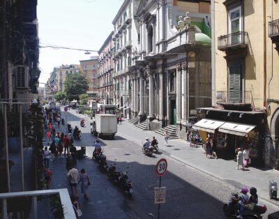 Via Toledo 51: il modo più comodo per soggiornare a Napoli