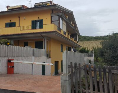 Incantevole appartamento tra mare e colline
