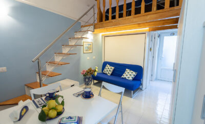 Free Holiday House