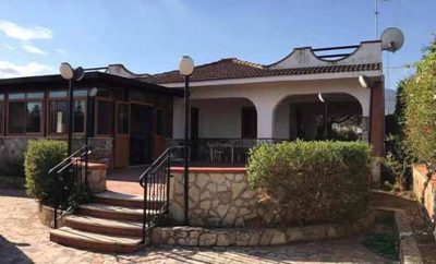 Villa con piscina