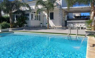 villa con piscina